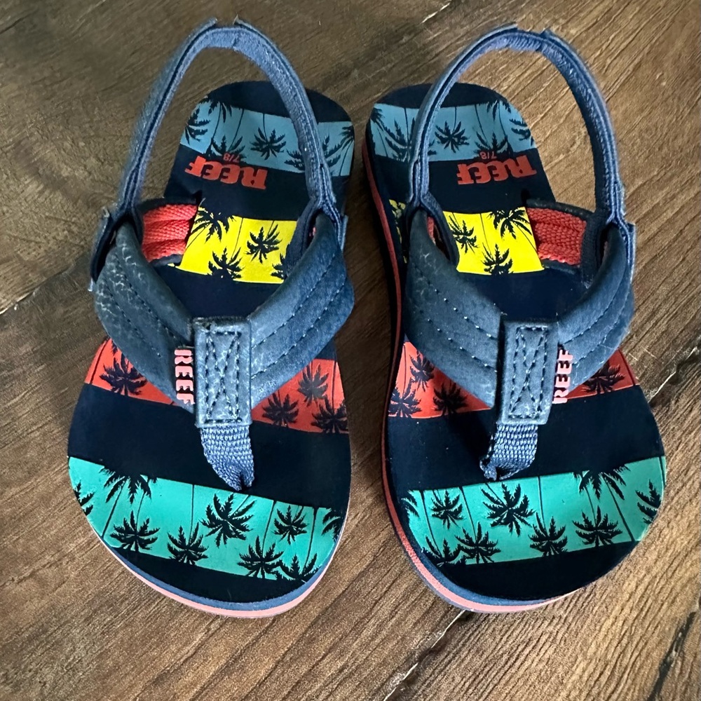 Toddler Reef Sandals strap flip flops - Picture 2 of 6